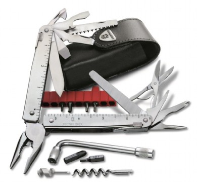 Swiss Tool mit offenen Werkzeugteilen und Leder Et